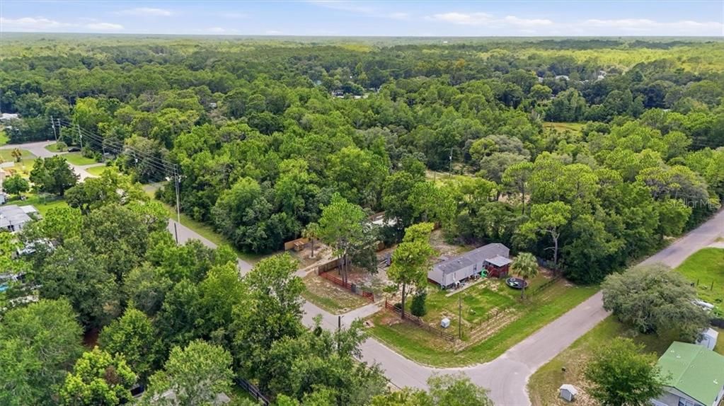 For Sale: $172,500 (2 beds, 1 baths, 934 Square Feet)