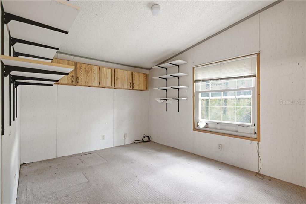 For Sale: $260,000 (3 beds, 2 baths, 1512 Square Feet)