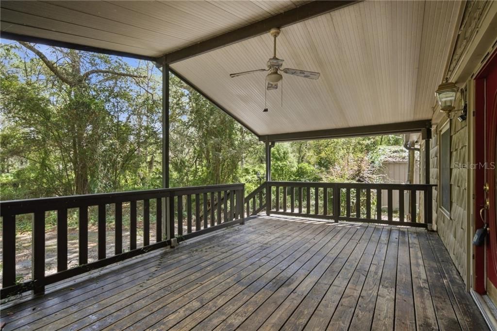 For Sale: $260,000 (3 beds, 2 baths, 1512 Square Feet)