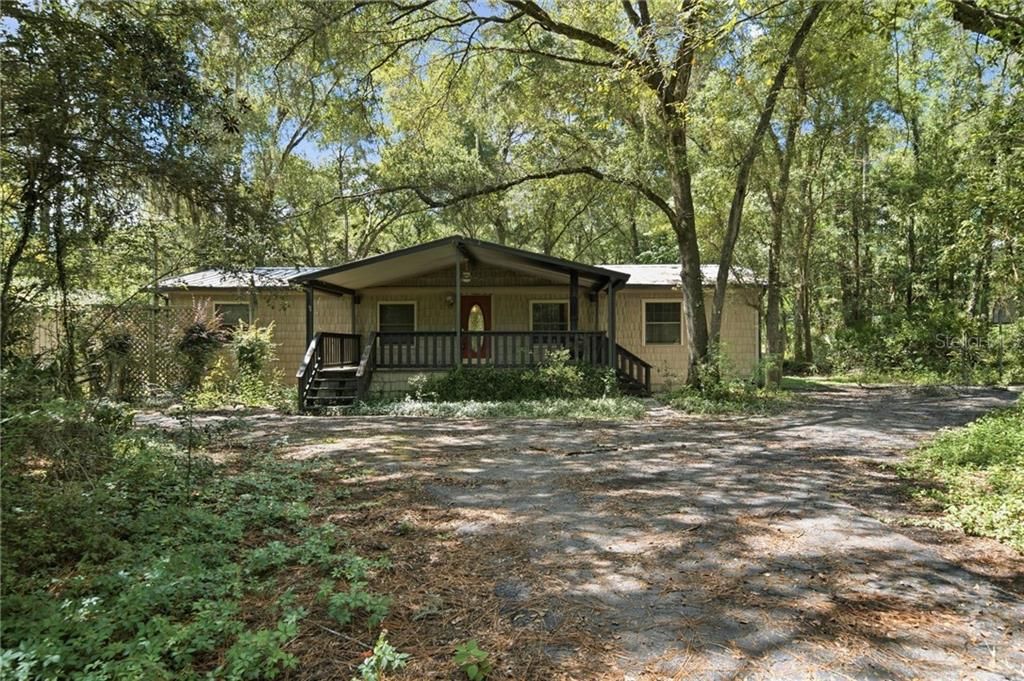 For Sale: $260,000 (3 beds, 2 baths, 1512 Square Feet)
