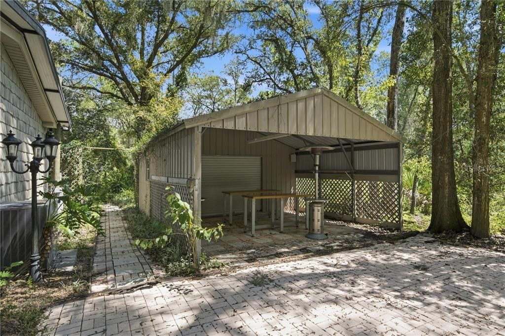 For Sale: $260,000 (3 beds, 2 baths, 1512 Square Feet)