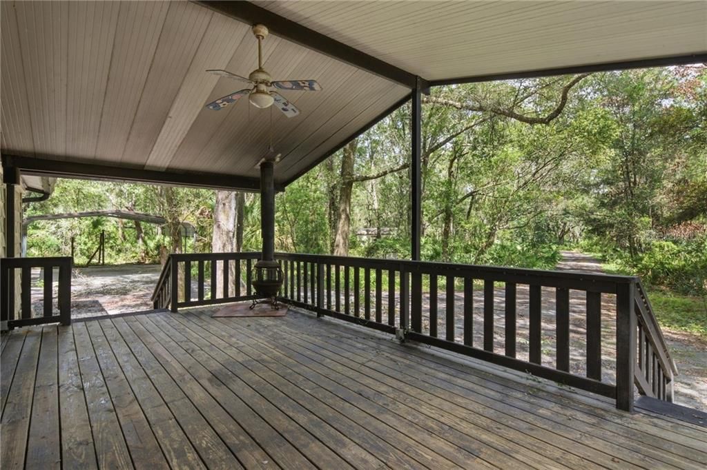 For Sale: $260,000 (3 beds, 2 baths, 1512 Square Feet)