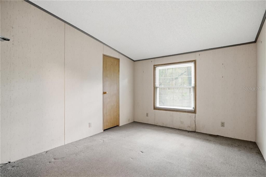For Sale: $260,000 (3 beds, 2 baths, 1512 Square Feet)