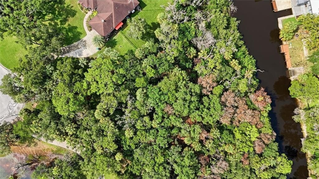 En Venta: $400,000 (1.03 acres)