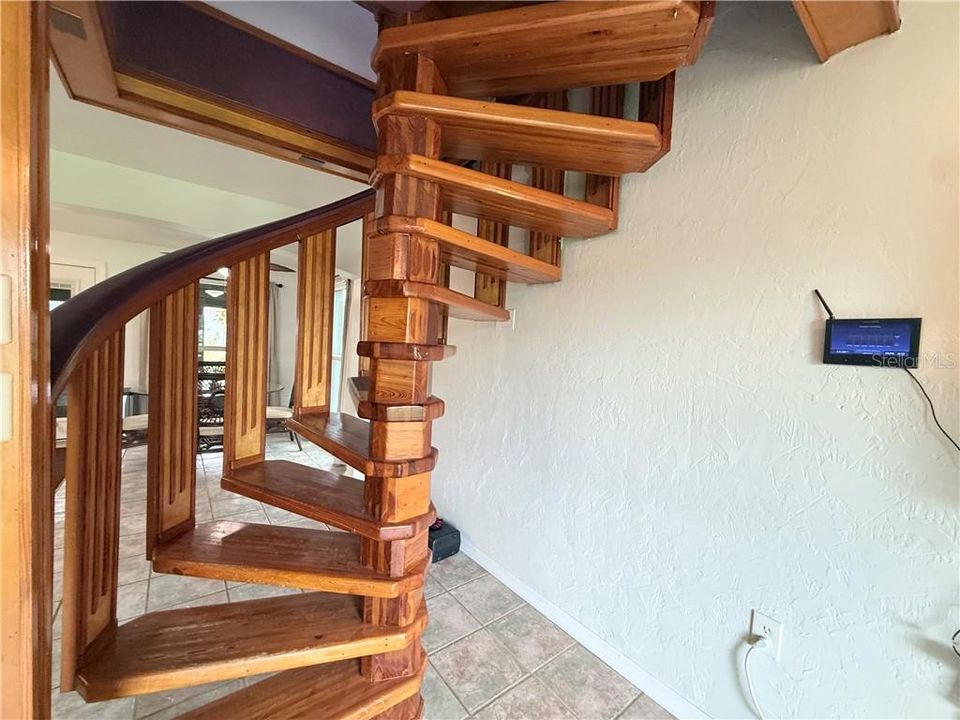 На продажу: $449,000 (3 спален, 2 ванн, 2056 Квадратных фут)