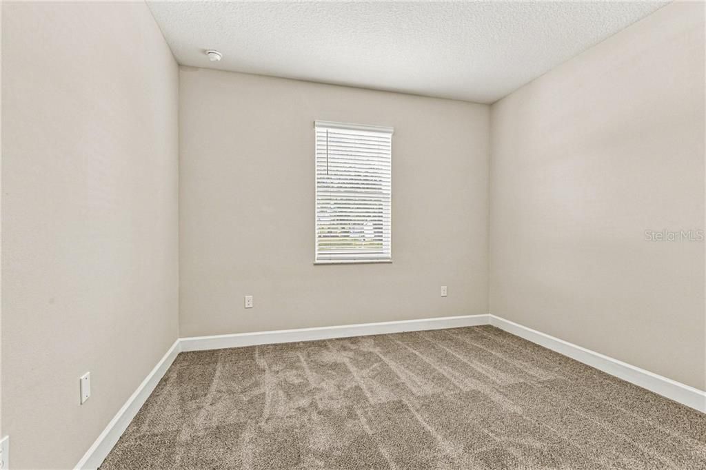 For Sale: $388,500 (3 beds, 2 baths, 1964 Square Feet)