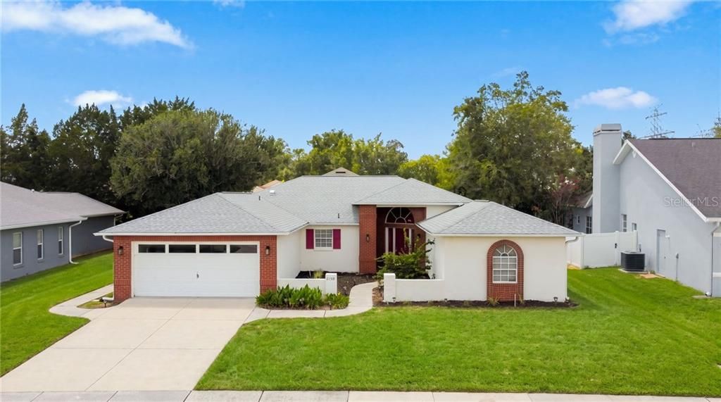 For Sale: $350,000 (3 beds, 2 baths, 2101 Square Feet)