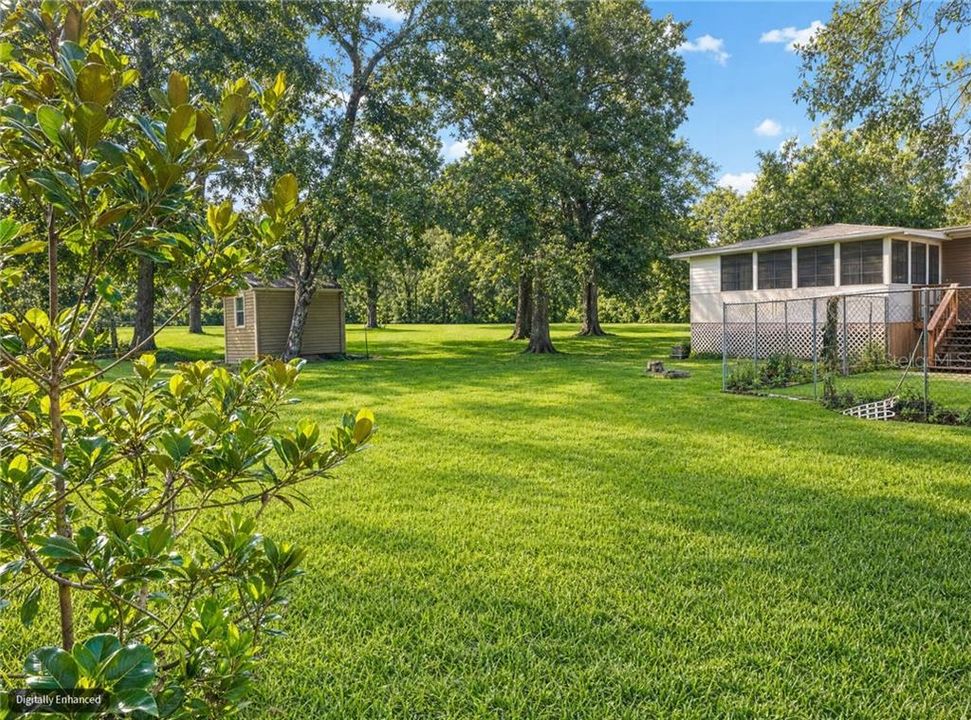 For Sale: $164,900 (2 beds, 1 baths, 686 Square Feet)