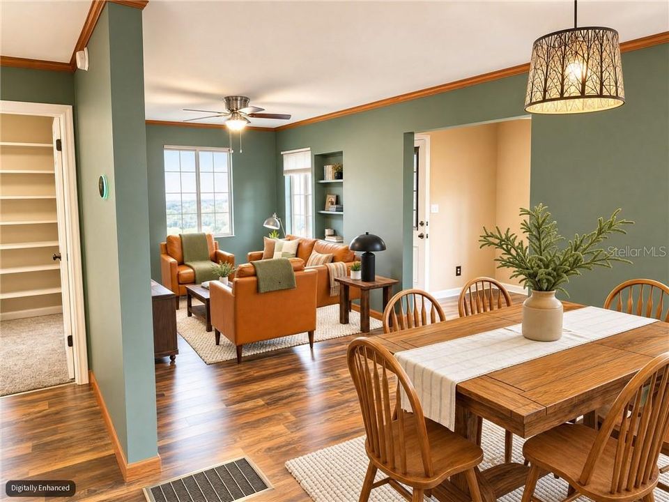 For Sale: $164,900 (2 beds, 1 baths, 686 Square Feet)