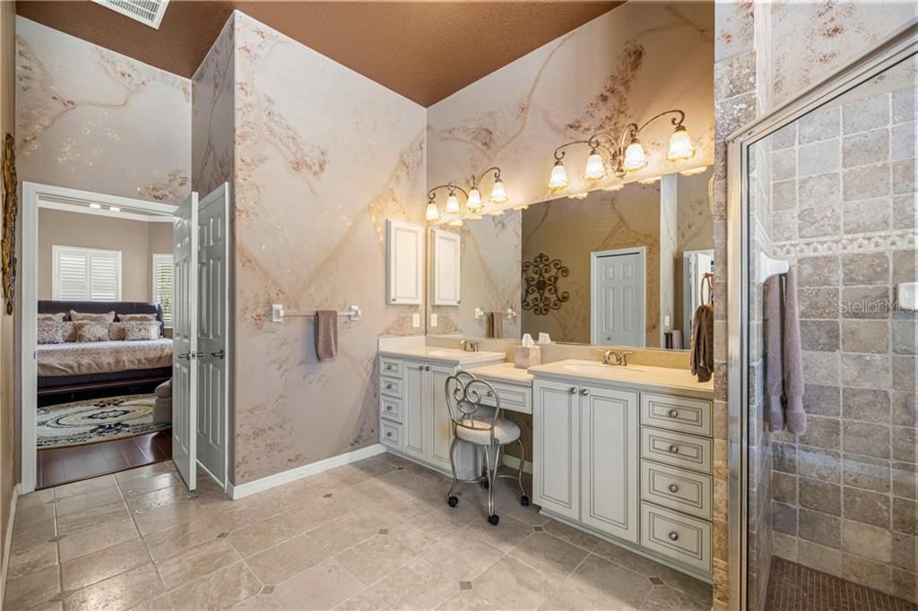 Active With Contract: $624,000 (3 beds, 2 baths, 2346 Square Feet)