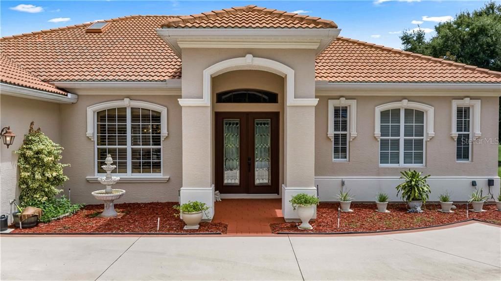 Active With Contract: $624,000 (3 beds, 2 baths, 2346 Square Feet)