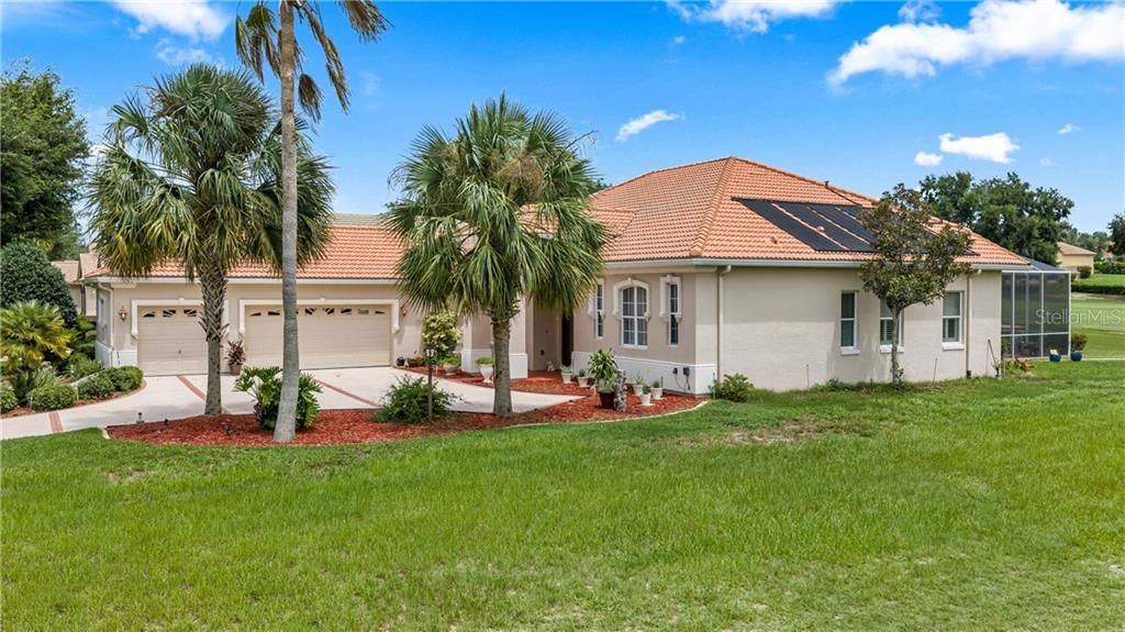 Active With Contract: $624,000 (3 beds, 2 baths, 2346 Square Feet)