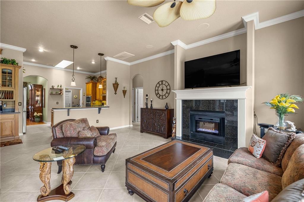 Active With Contract: $624,000 (3 beds, 2 baths, 2346 Square Feet)