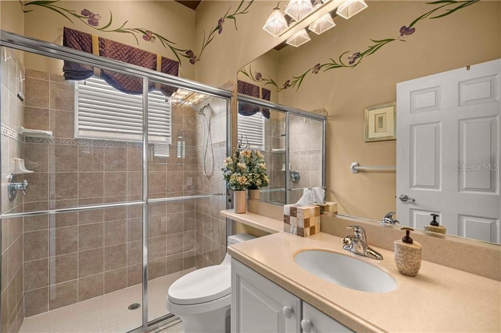 Active With Contract: $624,000 (3 beds, 2 baths, 2346 Square Feet)
