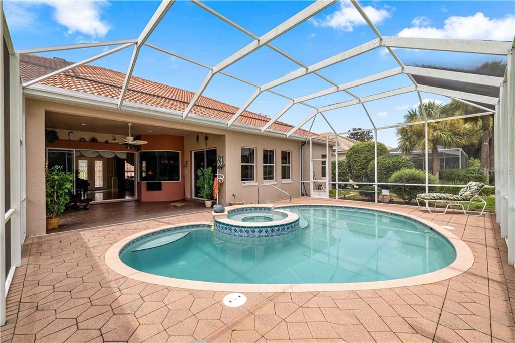 Active With Contract: $624,000 (3 beds, 2 baths, 2346 Square Feet)