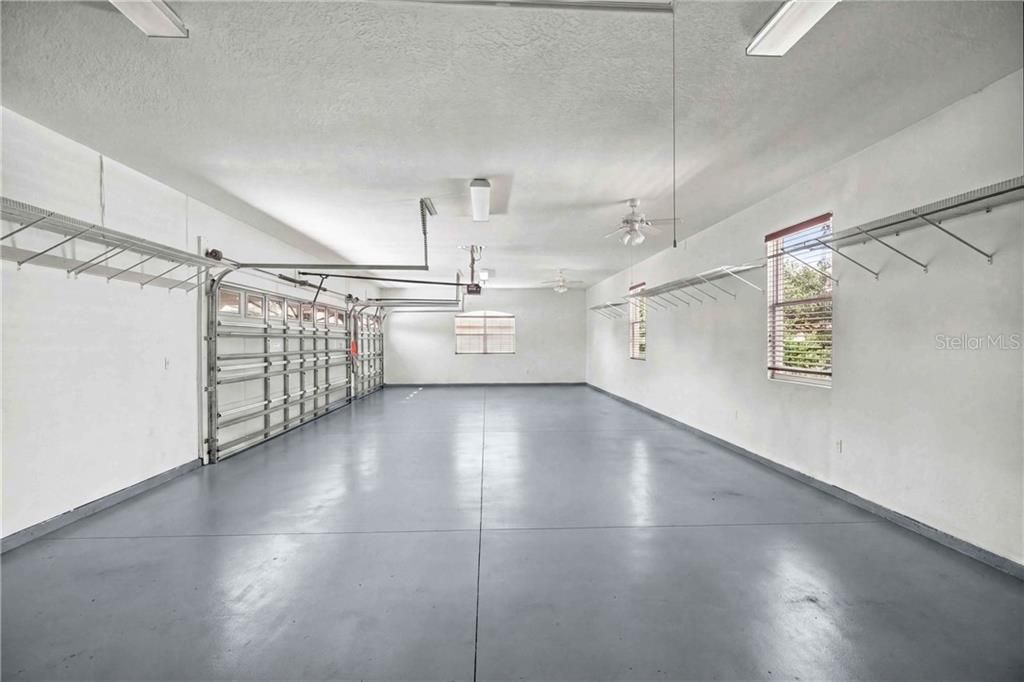 Active With Contract: $624,000 (3 beds, 2 baths, 2346 Square Feet)