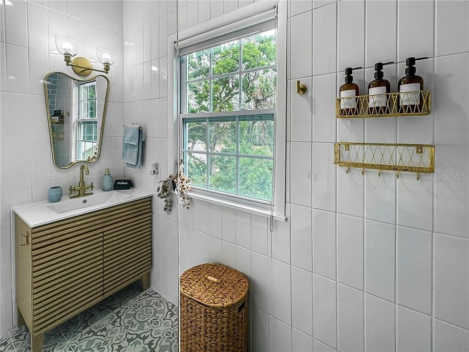 En Venta: $355,000 (2 camas, 1 baños, 697 Pies cuadrados)