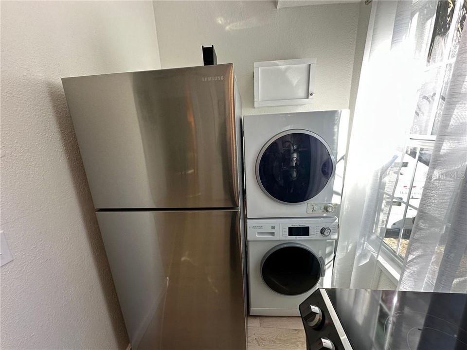 En Venta: $355,000 (2 camas, 1 baños, 697 Pies cuadrados)