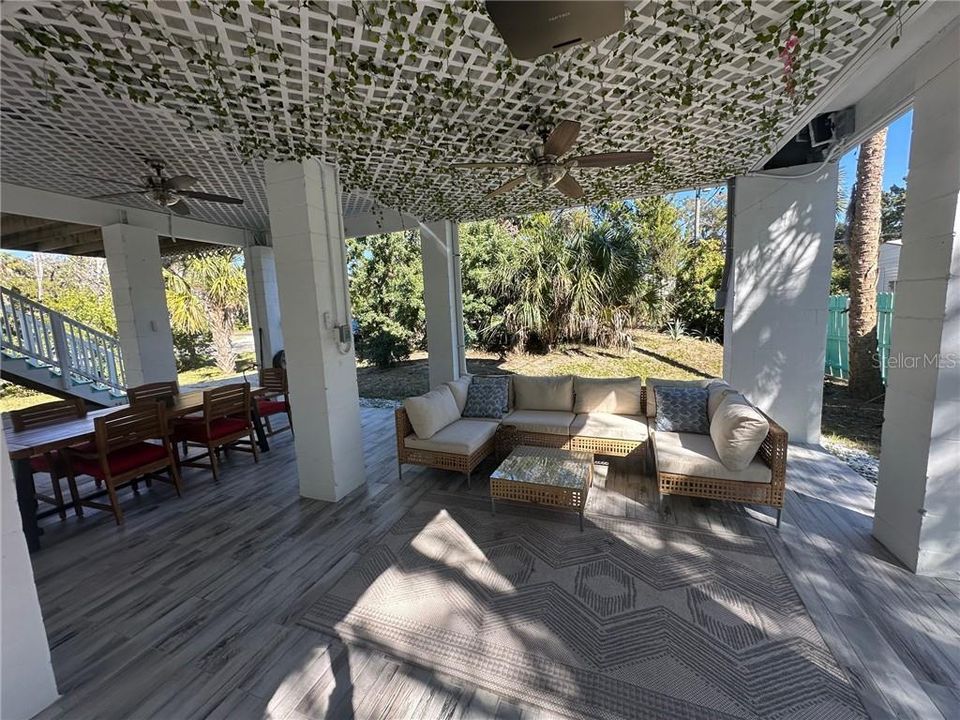 En Venta: $355,000 (2 camas, 1 baños, 697 Pies cuadrados)