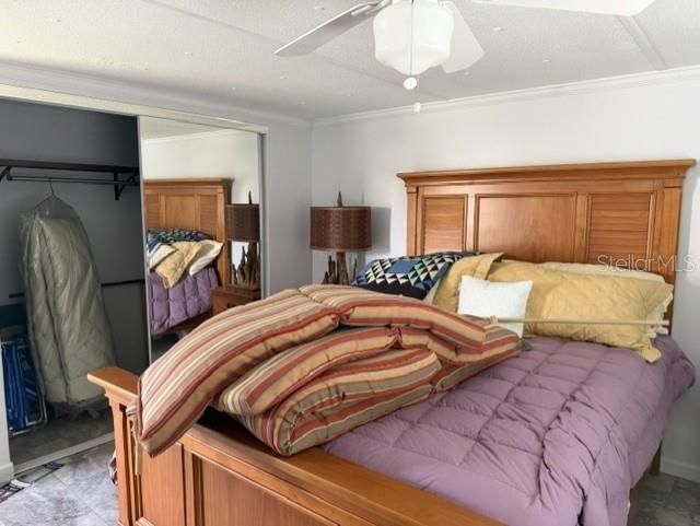 For Sale: $214,900 (2 beds, 1 baths, 728 Square Feet)