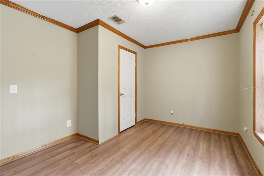En Venta: $245,000 (3 camas, 2 baños, 2356 Pies cuadrados)