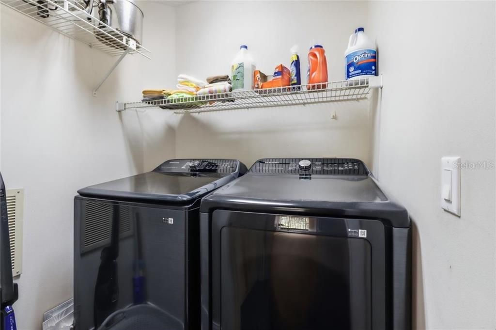 En Venta: $198,500 (2 camas, 2 baños, 1508 Pies cuadrados)