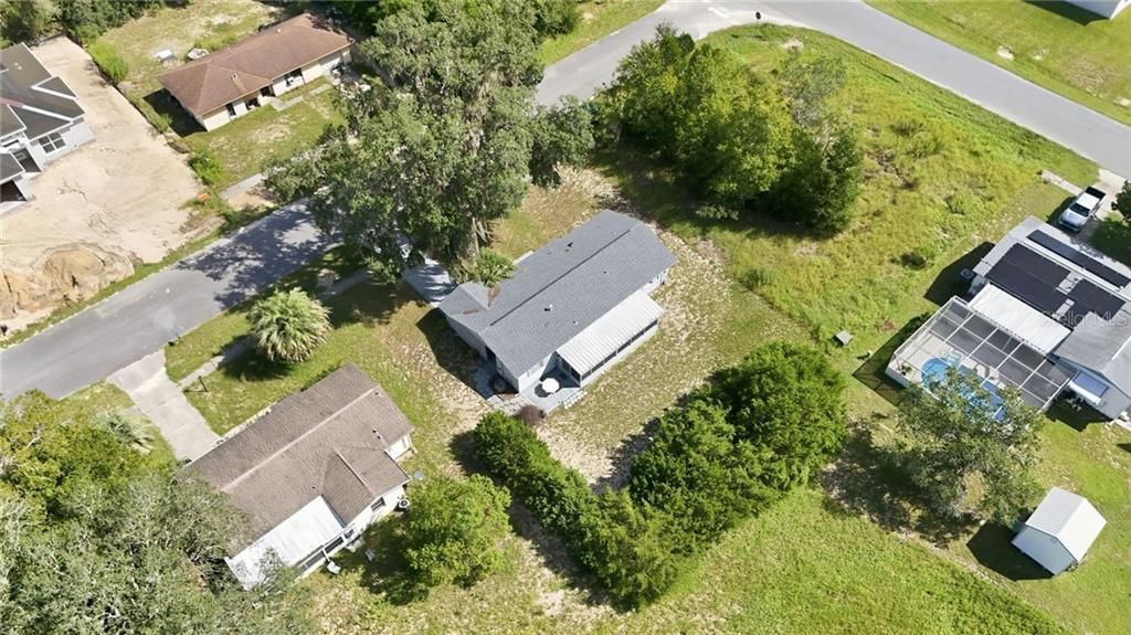 For Sale: $165,000 (2 beds, 1 baths, 943 Square Feet)