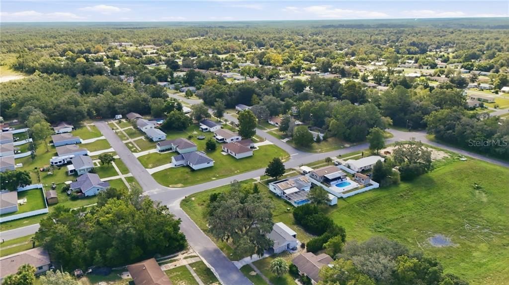 For Sale: $165,000 (2 beds, 1 baths, 943 Square Feet)