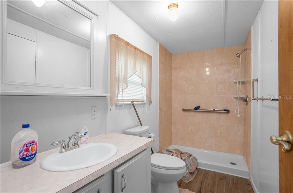 En Venta: $140,000 (3 camas, 2 baños, 1248 Pies cuadrados)