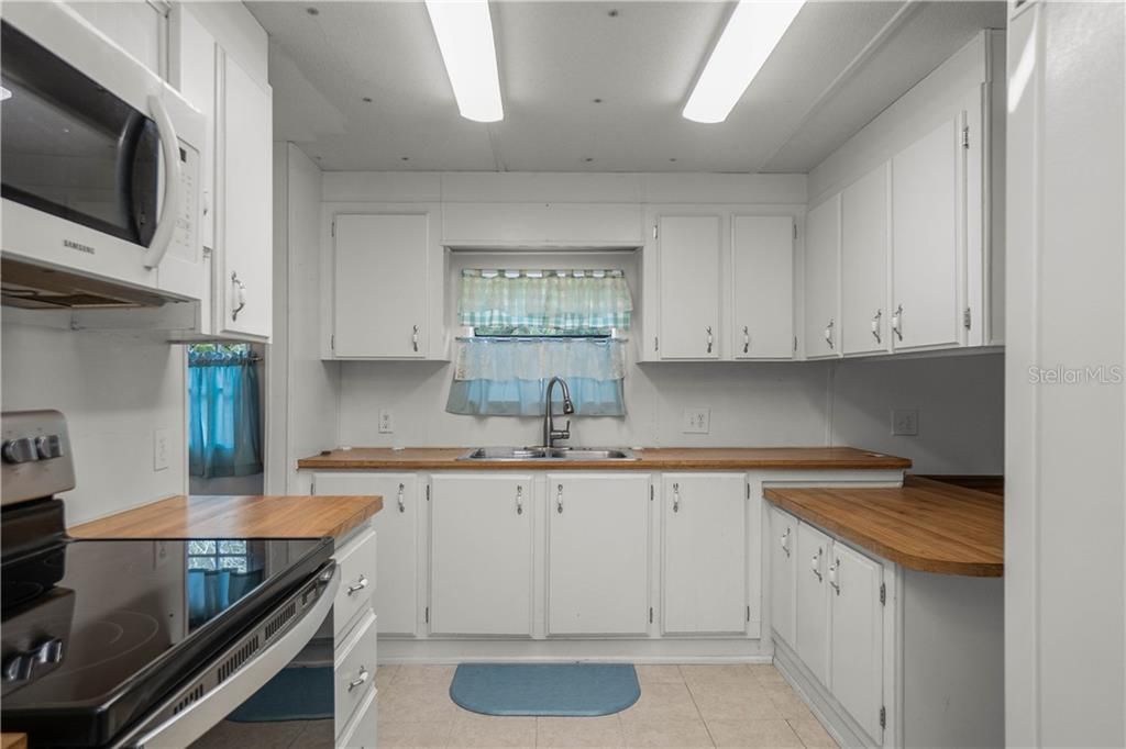 En Venta: $140,000 (3 camas, 2 baños, 1248 Pies cuadrados)