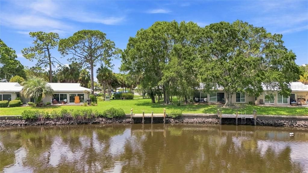 For Sale: $149,999 (2 beds, 2 baths, 1862 Square Feet)