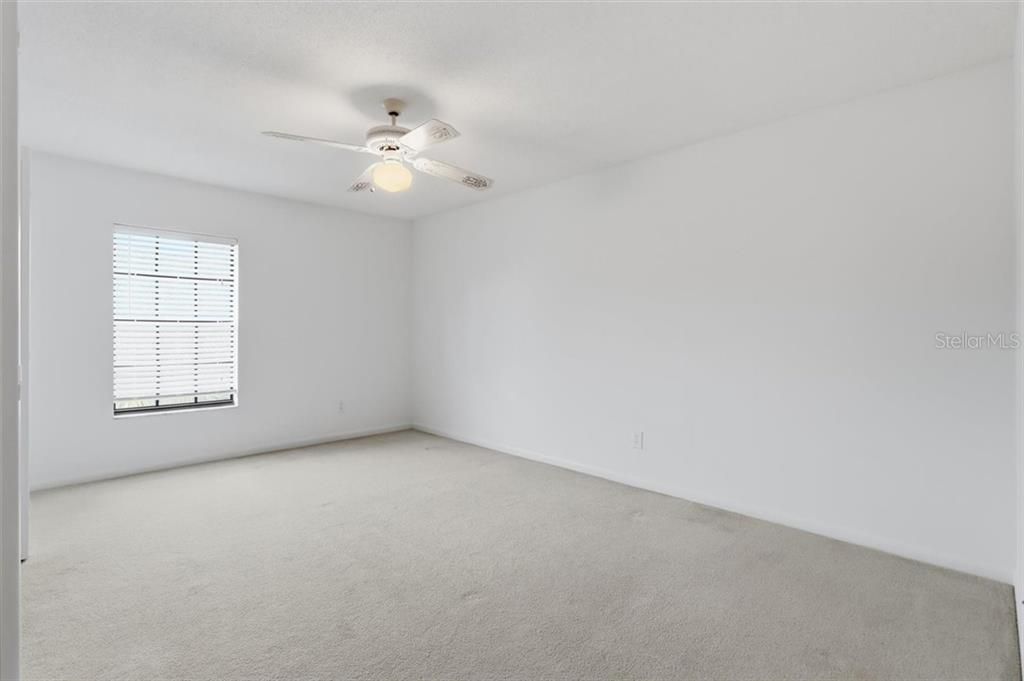 For Sale: $149,999 (2 beds, 2 baths, 1862 Square Feet)