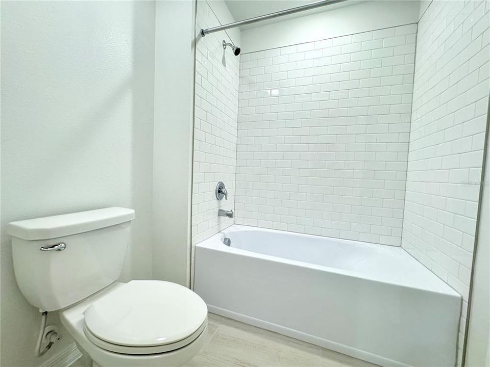 En Renta: $3,400 (6 camas, 3 baños, 3326 Pies cuadrados)