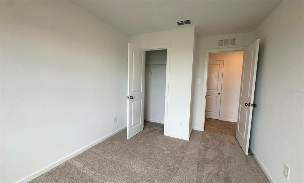В аренду: $1,900 (3 спален, 2 ванн, 1460 Квадратных фут)