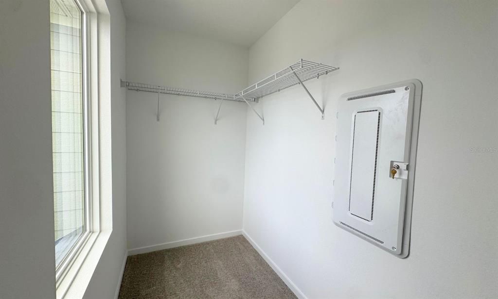 В аренду: $1,900 (3 спален, 2 ванн, 1460 Квадратных фут)