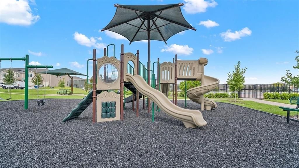 В аренду: $1,900 (3 спален, 2 ванн, 1460 Квадратных фут)