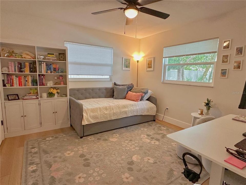For Sale: $524,900 (3 beds, 2 baths, 1595 Square Feet)
