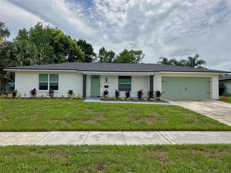 For Sale: $524,900 (3 beds, 2 baths, 1595 Square Feet)