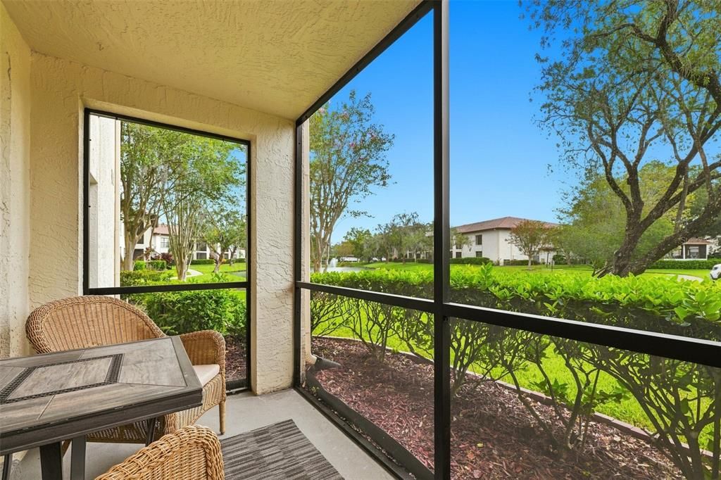 For Rent: $1,750 (2 beds, 1 baths, 860 Square Feet)