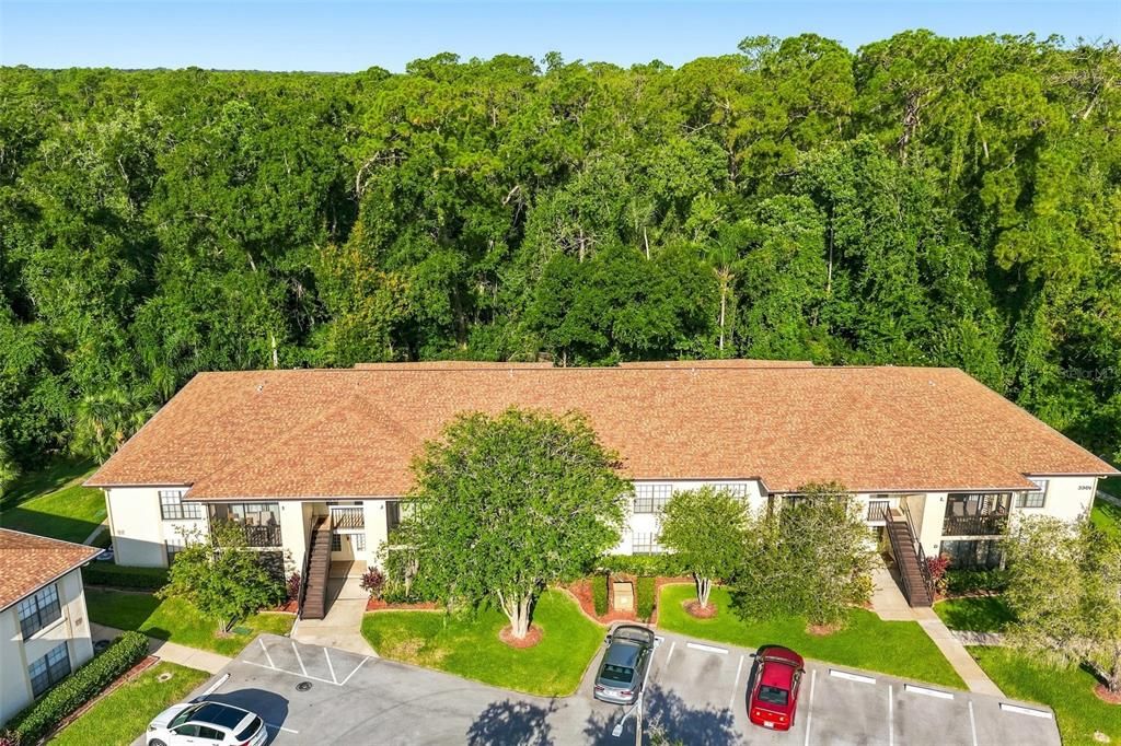 For Rent: $1,750 (2 beds, 1 baths, 860 Square Feet)