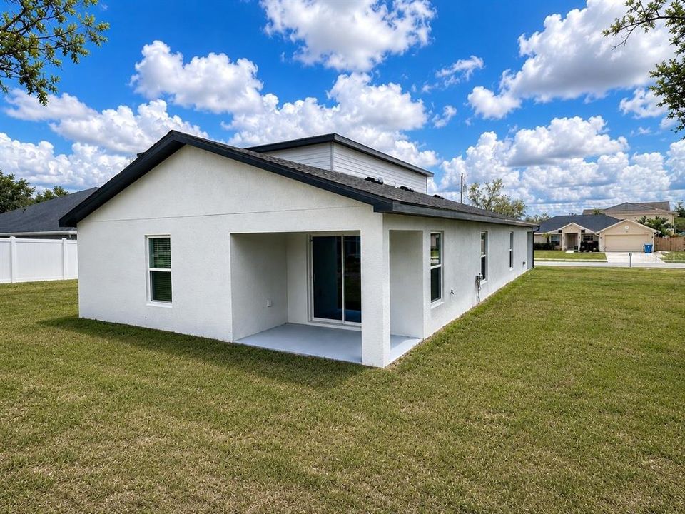 For Sale: $392,900 (4 beds, 3 baths, 1981 Square Feet)