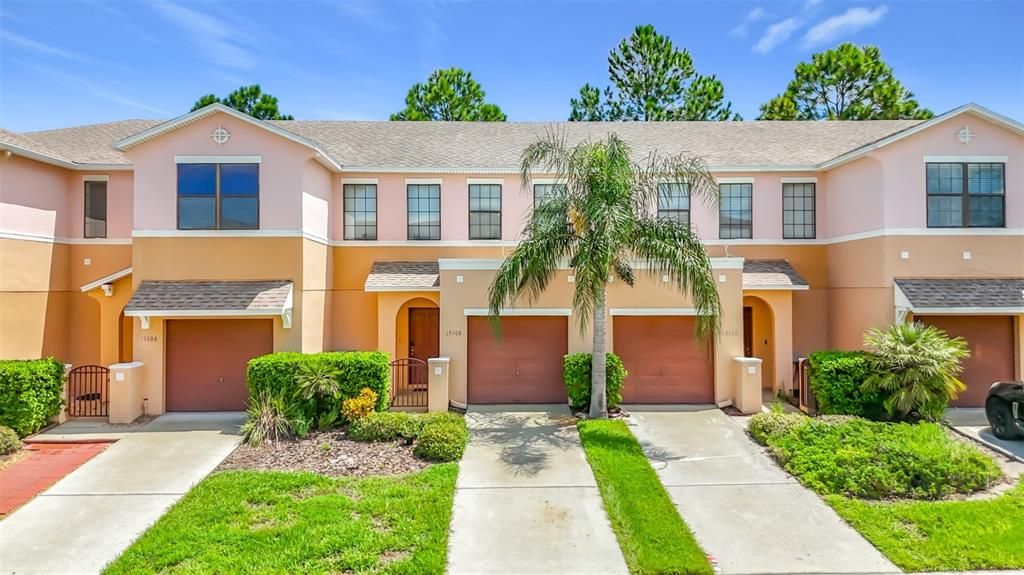 For Sale: $219,000 (2 beds, 2 baths, 1291 Square Feet)