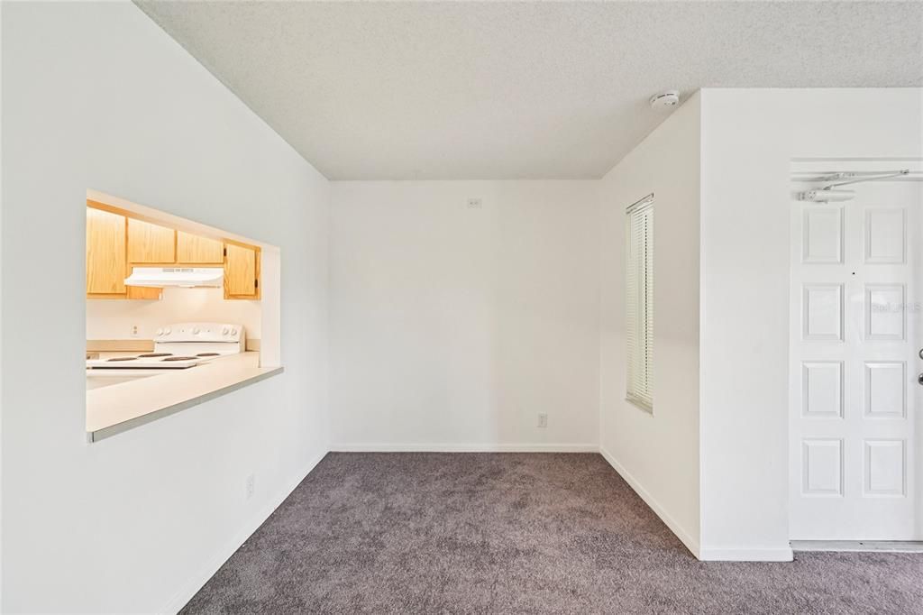 For Sale: $179,000 (2 beds, 2 baths, 1111 Square Feet)