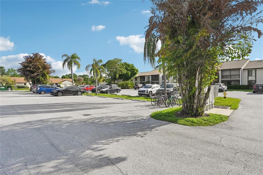 For Sale: $179,000 (2 beds, 2 baths, 1111 Square Feet)