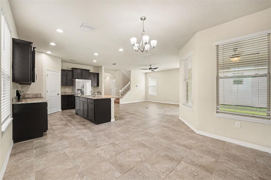 For Sale: $590,000 (4 beds, 3 baths, 2477 Square Feet)