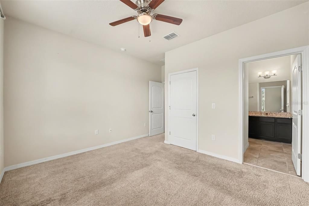 For Sale: $590,000 (4 beds, 3 baths, 2477 Square Feet)
