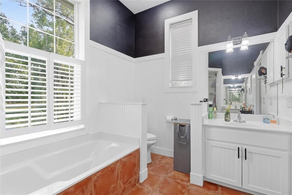 En Venta: $425,000 (3 camas, 2 baños, 1760 Pies cuadrados)