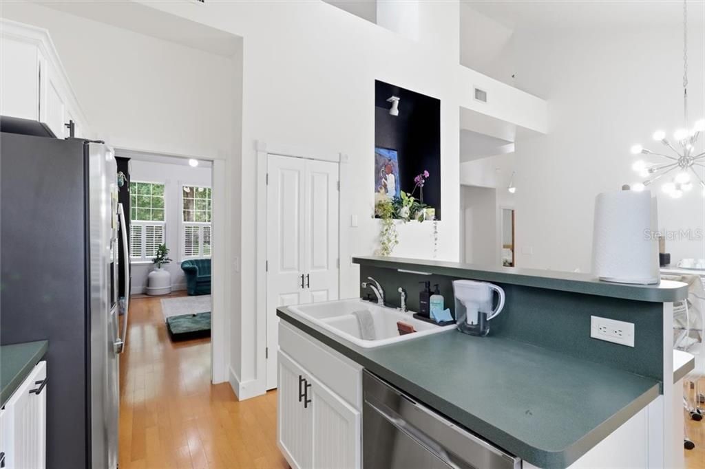 En Venta: $425,000 (3 camas, 2 baños, 1760 Pies cuadrados)