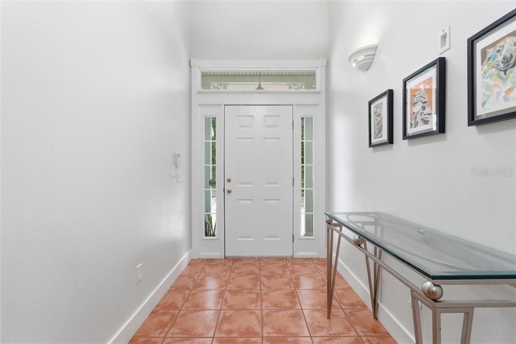 En Venta: $425,000 (3 camas, 2 baños, 1760 Pies cuadrados)