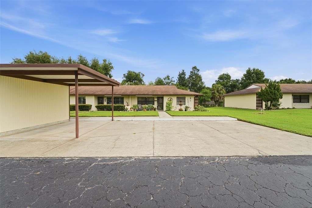 For Sale: $199,900 (2 beds, 2 baths, 1105 Square Feet)